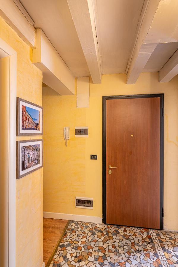 Suite Palladio Centro Vicenza A 2 Passi Da Piazza Dei Signori Check-In Veloce Bagian luar foto