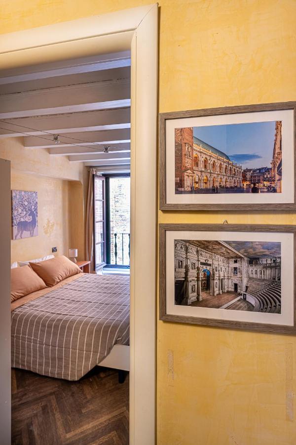 Suite Palladio Centro Vicenza A 2 Passi Da Piazza Dei Signori Check-In Veloce Bagian luar foto